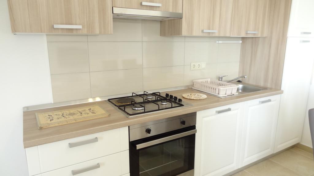 Apartments Braco Seget Vranjica Exterior foto